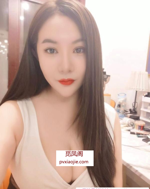 天河巨乳小雪