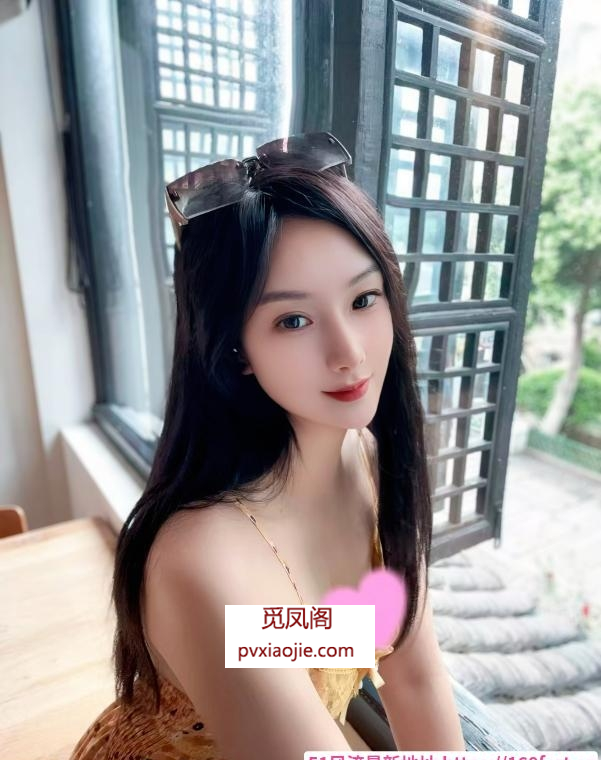 丰满超巨臀小果冻